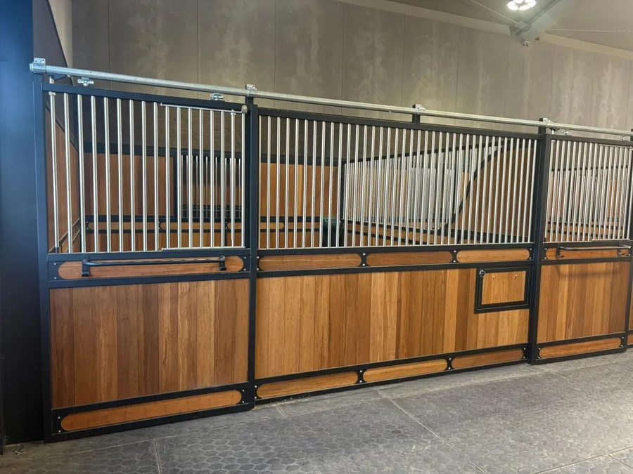 Full Circle Stables, image 2