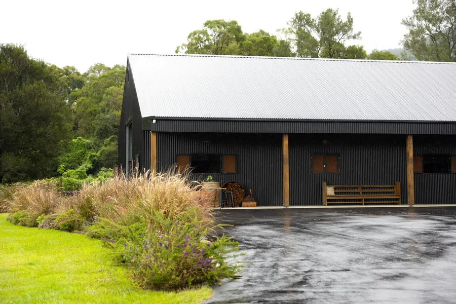Samford Valley Stable, image 3